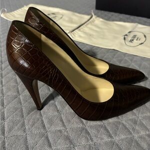 Prada embossed pumps with semi-pointed toe.  Tobacco color.  Size 37.5.